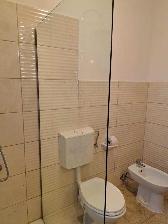 Casa Paduricea Ξενοδοχείο Dezmir Εξωτερικό φωτογραφία